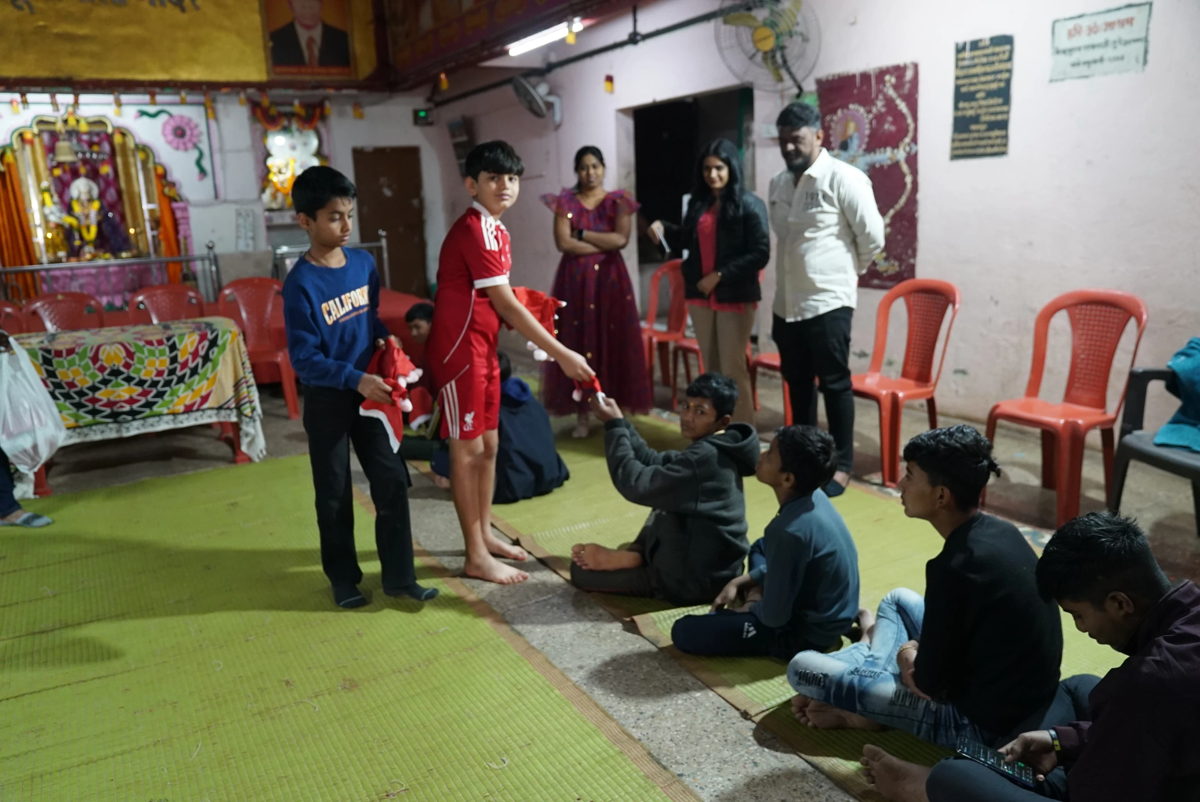 Spreading Joy This Christmas: A Celebration with Children at Mauli Krupa